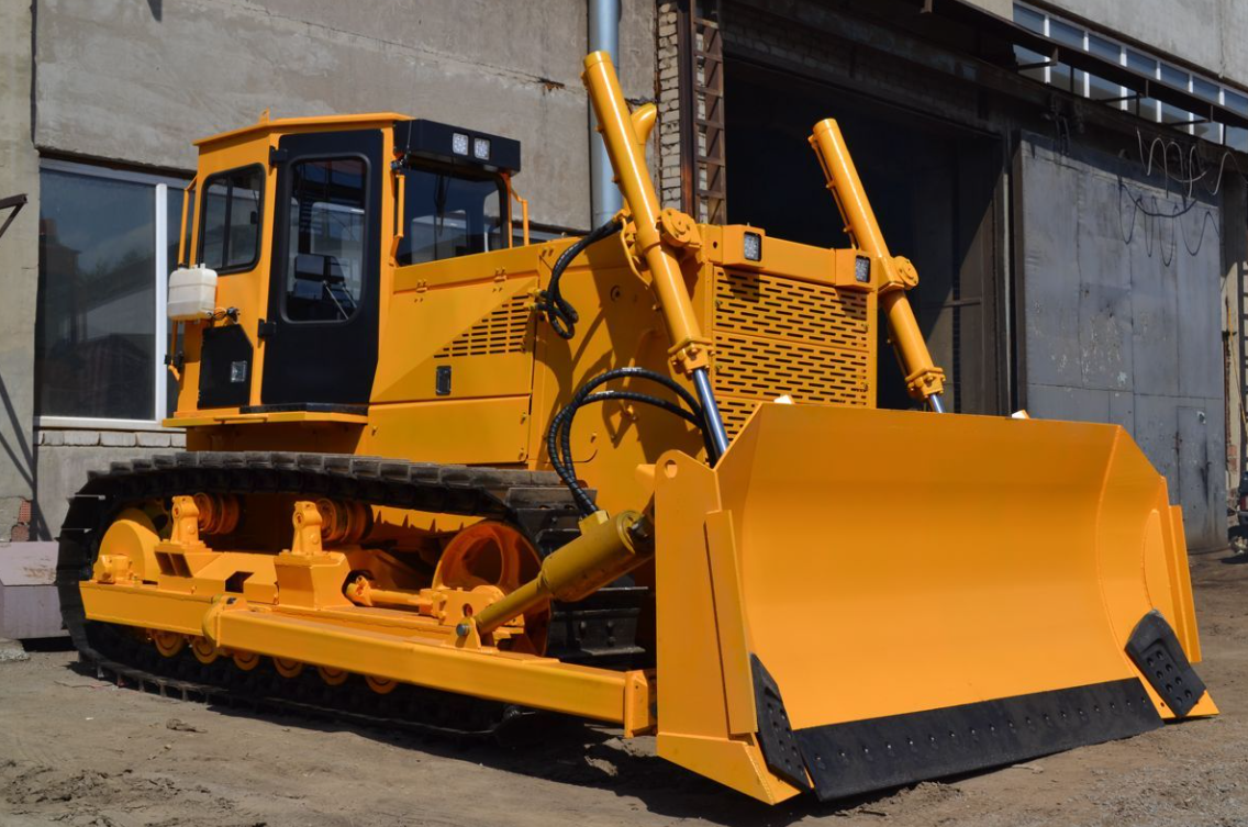 Трактор Т10.01.01 с вынесенной осью качания тележек, джойстиковое управление, уплотнения DUO-CONE