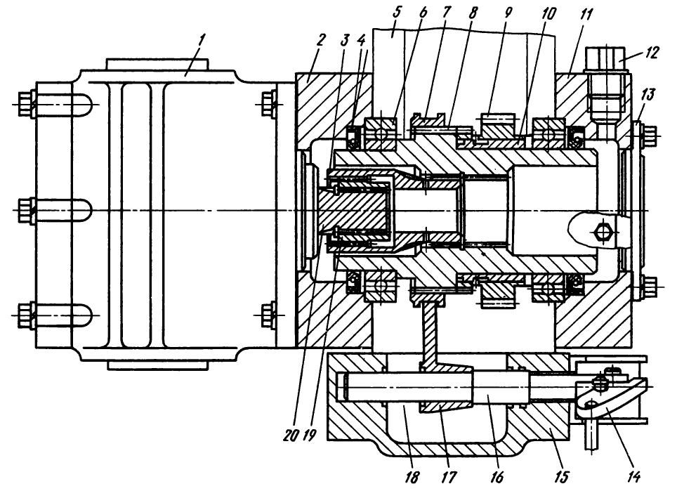 Рис. 104. Редуктор привода гидронасосов Рис. 104. Редуктор привода гидронасосов Т-130М